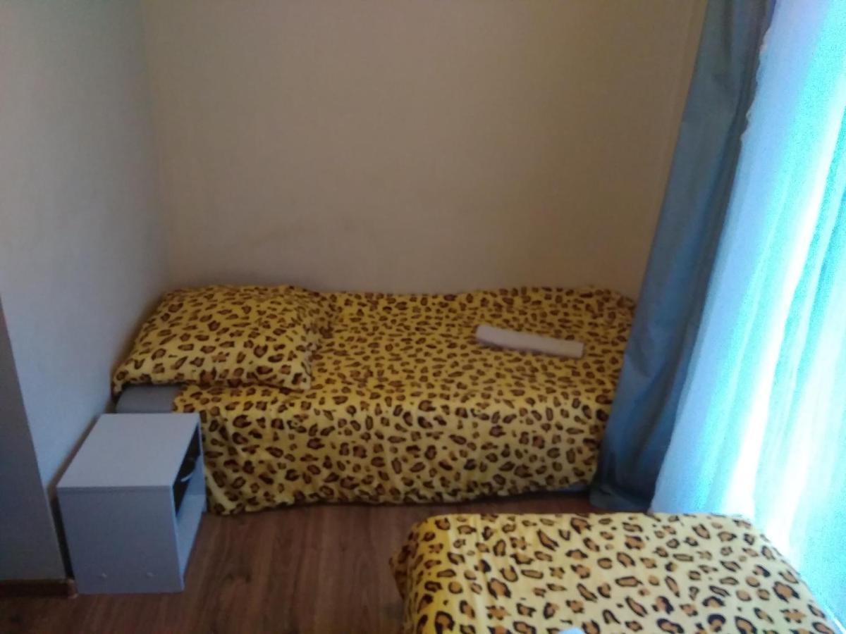 Ceramika Boleslawiec - Pensjonat Esterno foto
